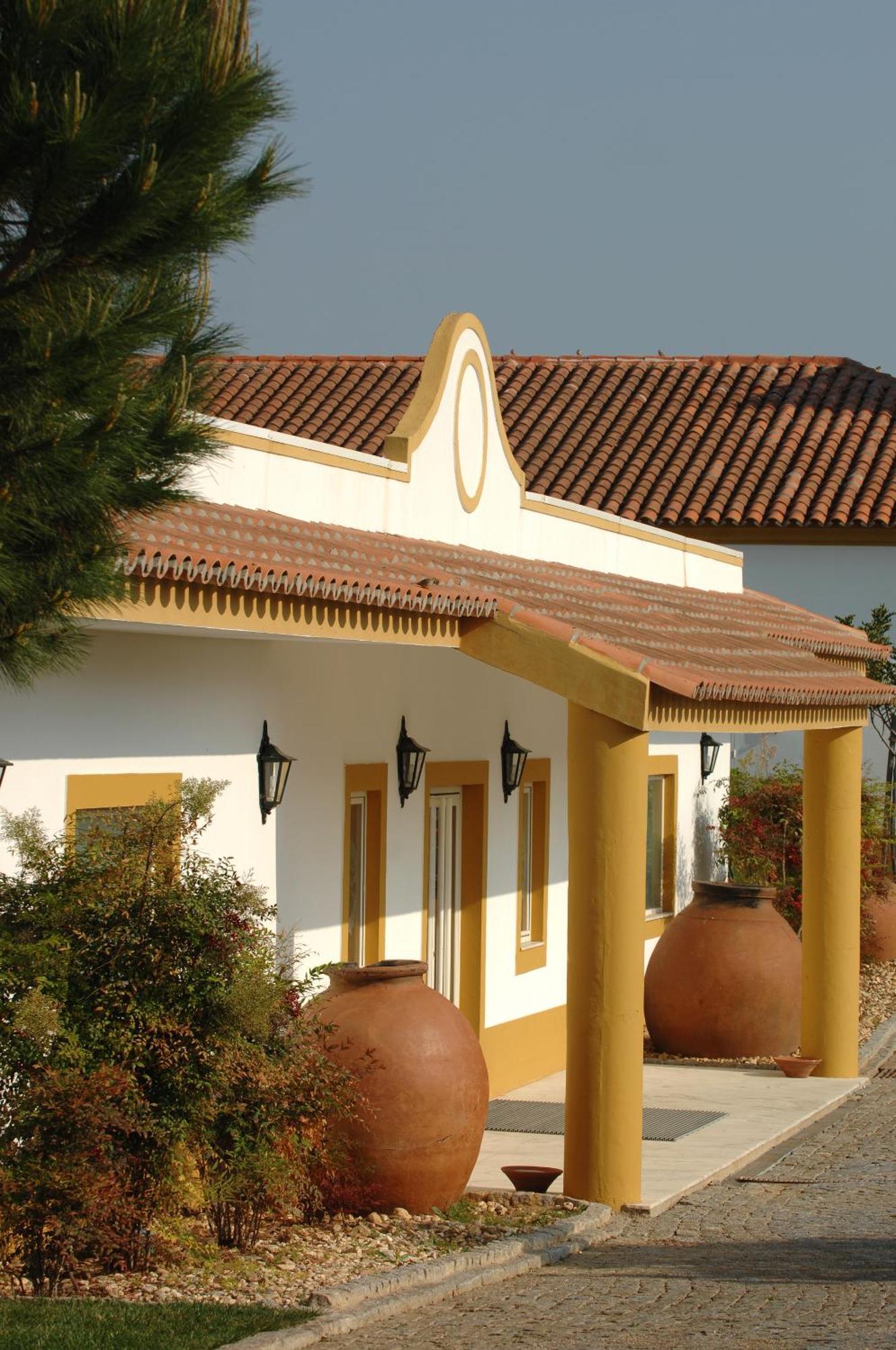 Vila Gale Alentejo Vineyard - Clube De Campo Albernoa Exterior photo